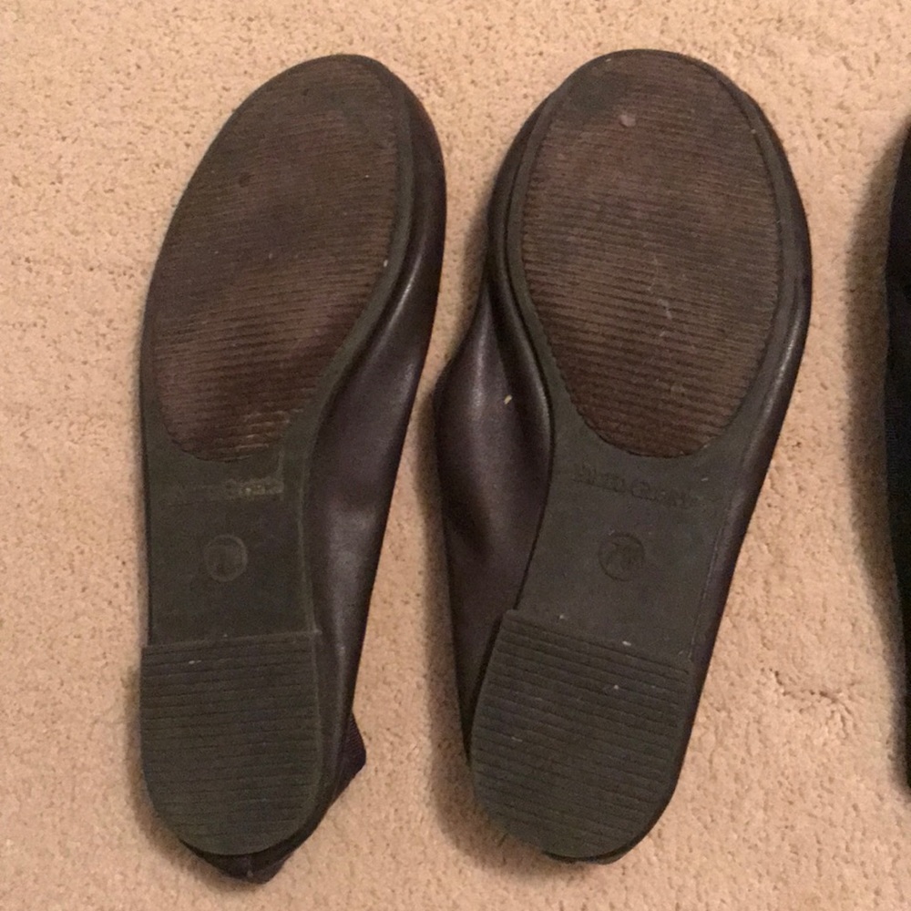 Flats - Picture 3 of 4